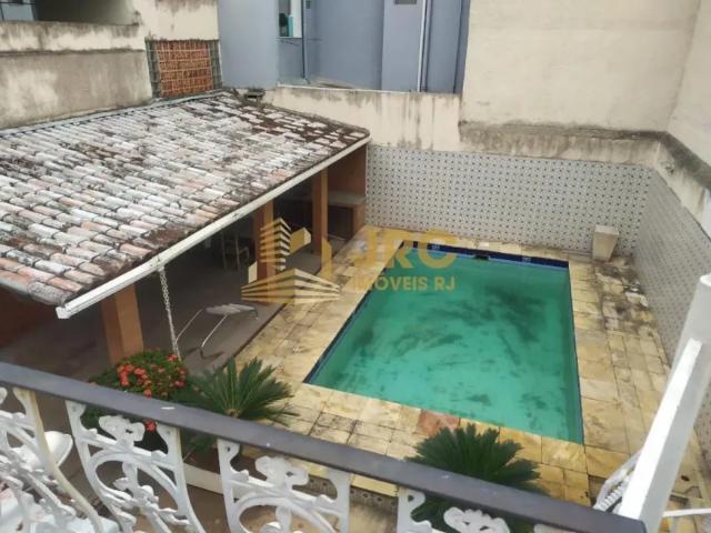 Casa para Venda em Rio de Janeiro, Vila da Penha, 4 dormitórios, 1 suíte, 1 banheiro, 4 vagas