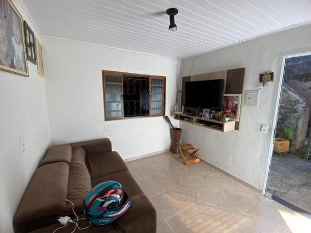 Casa para Venda em Toledo, Centro, 2 dormitórios, 1 banheiro, 1 vaga