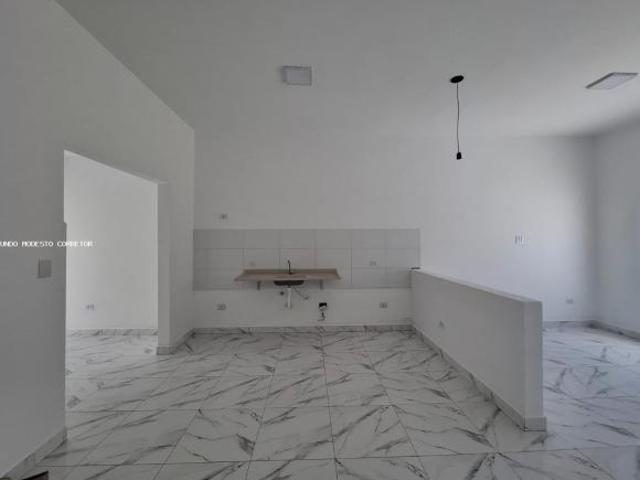 Casa para Venda em Toledo, Jardim das Oliveiras, 2 dormitórios, 1 banheiro, 1 vaga