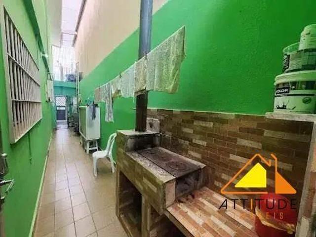 Casa para venda em Taboão de 107.00m² com 2 Quartos, 1 Suite e 2 Garagens