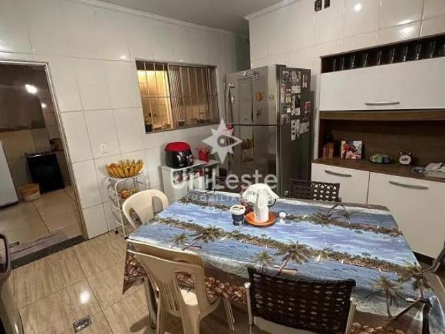 Casa para venda em Taquaril de 220.00m² com 4 Quartos, 1 Suite e 4 Garagens