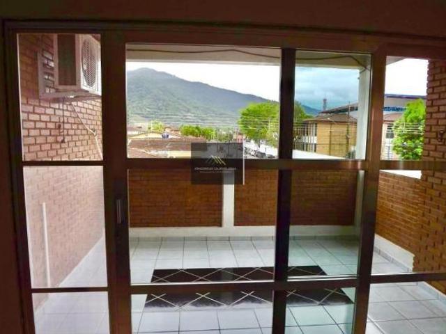 Casa para Venda em Ubatuba, Umuarama, 6 dormitórios, 1 suíte, 6 banheiros, 1 vaga