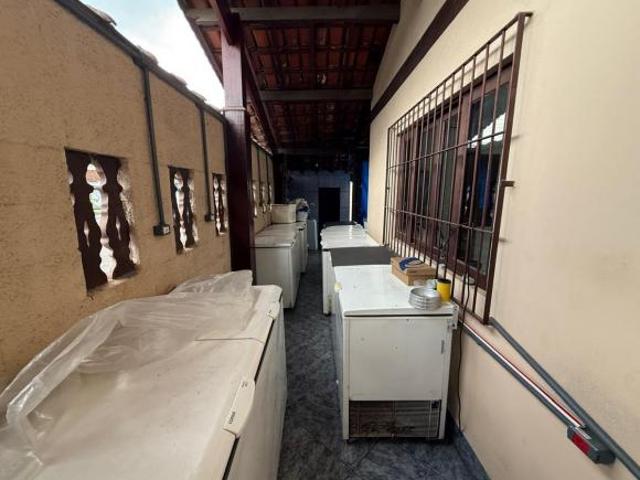 Casa para Venda em Ubatuba, Estufa I, 4 dormitórios, 2 suítes, 3 banheiros, 2 vagas