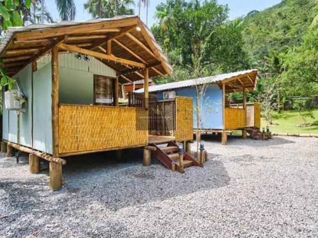 Casa para Venda em Ubatuba, Rio Escuro, 4 dormitórios, 2 suítes, 3 banheiros, 8 vagas