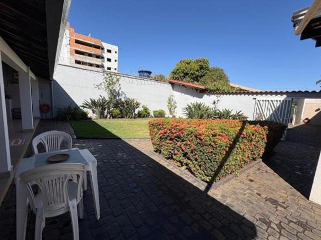 Casa para Venda em Uberlândia/MG 3 Dorm. 265 m2 Área Útil