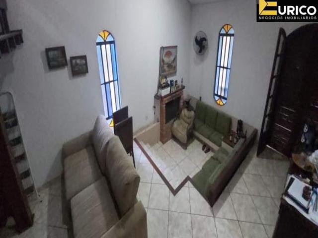 Casa para venda em Vale Verde de 416.00m² com 3 Quartos, 1 Suite e 5 Garagens