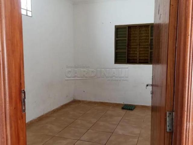 Casa para venda em Vila Tamoio de 450.00m² com 4 Quartos e 2 Garagens