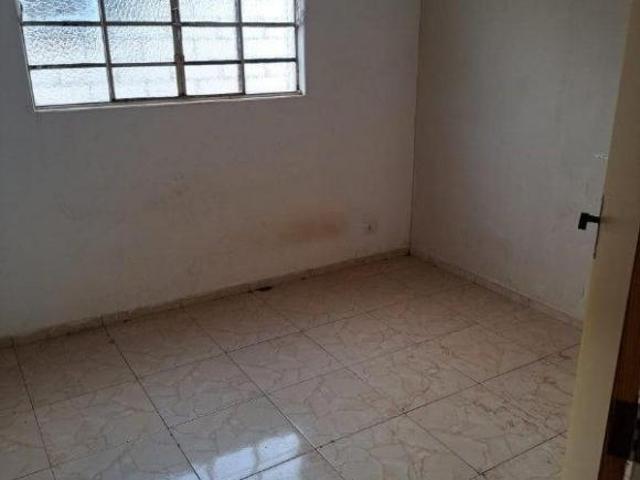 Casa para venda em Vila Tazitsu de 242.00m² com 2 Quartos