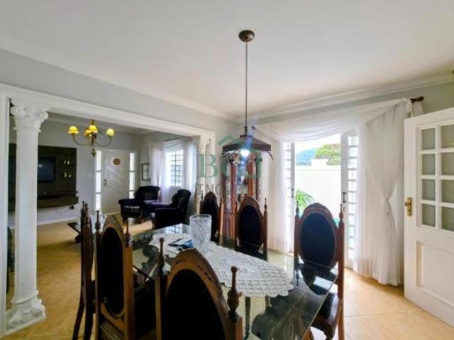 Casa para venda em Vila Togni, Poços de Caldas