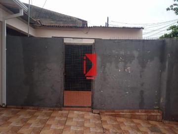 Casa para venda em Vila Assis de 166.00m² com 3 Quartos, 1 Suite e 3 Garagens