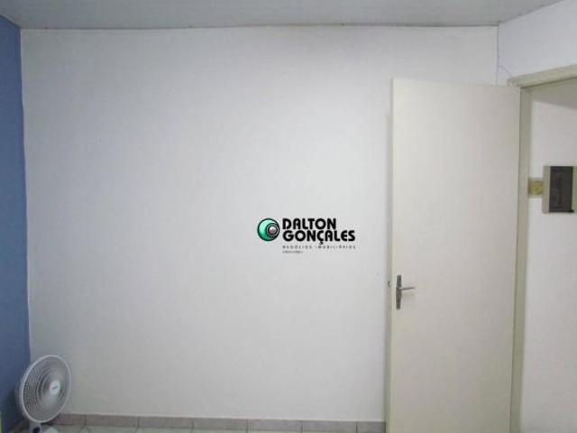 Casa para venda em Vila Avaí de 164.00m² com 3 Quartos, 1 Suite e 2 Garagens