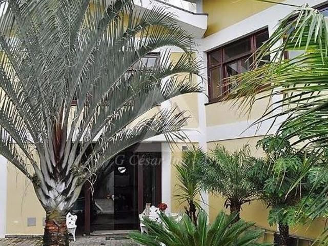 Casa para venda em Vila Gilda de 400.00m² com 3 Quartos, 3 Suites e 5 Garagens