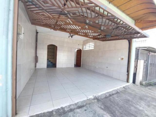 Casa para venda em Vila Guarani Z Sul com 2 quartos, sendo 1 suíte, 196m²