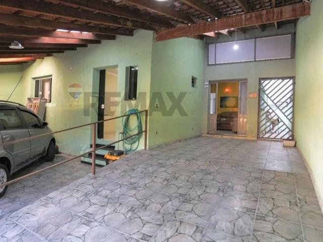 Casa para venda em Vila Haro de 179.00m² com 3 Quartos e 4 Garagens
