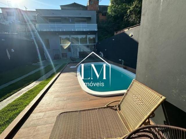 Casa para venda e aluguel em Vila Hortência de 186.00m² com 2 Quartos, 1 Suite e 6 Garagens