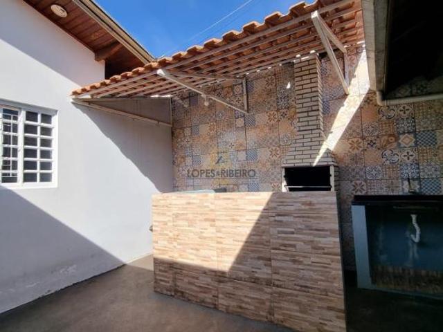 Casa para venda em Vila Lavapés de 126.00m² com 2 Quartos, 1 Suite e 2 Garagens