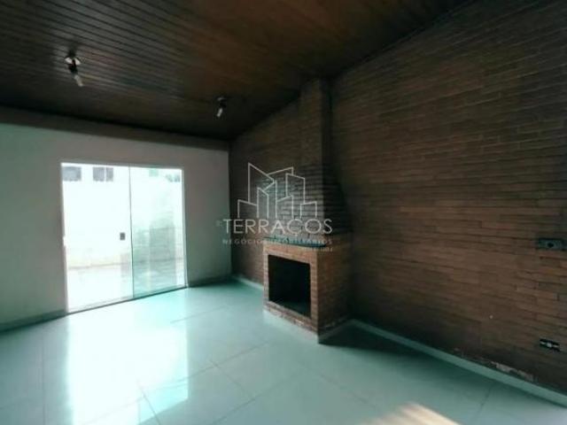 Casa para venda em Vila Liberdade de 220.00m² com 3 Quartos, 1 Suite e 8 Garagens