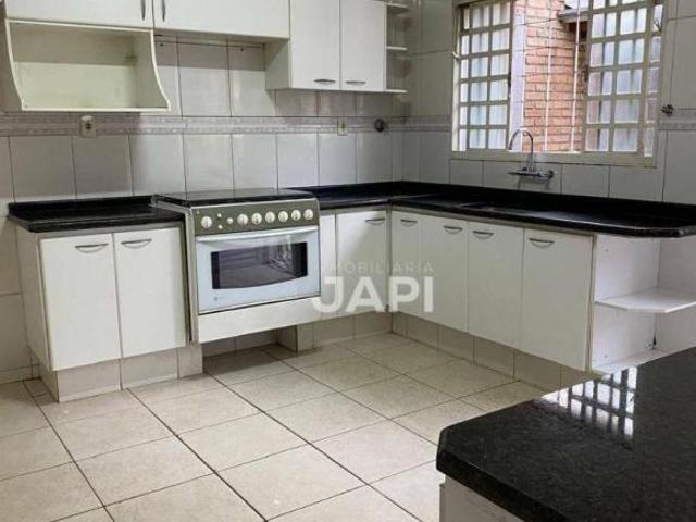 Casa para venda em Vila Liberdade de 220.00m² com 3 Quartos, 1 Suite e 3 Garagens