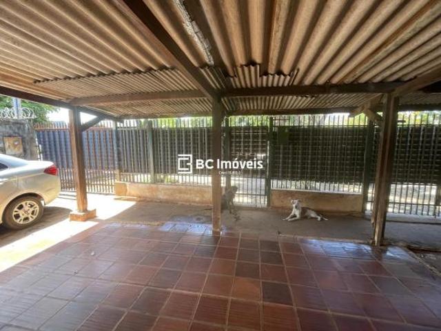 Casa para venda em Vila Marcos Roberto, Campo Grande