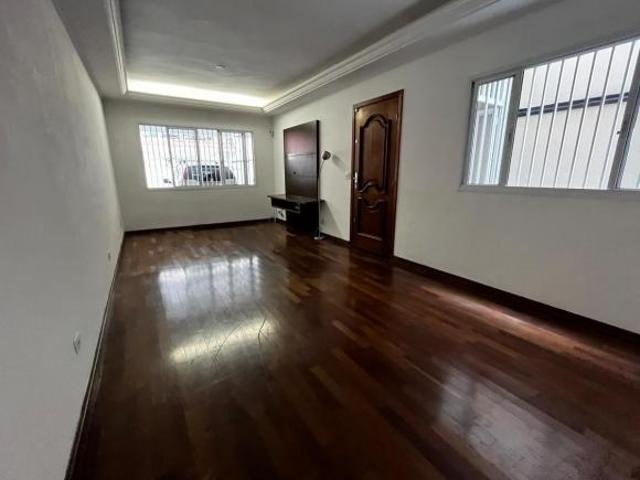 Casa para venda em Vila Mariana com 3 quartos, sendo 3 suítes, 169m²