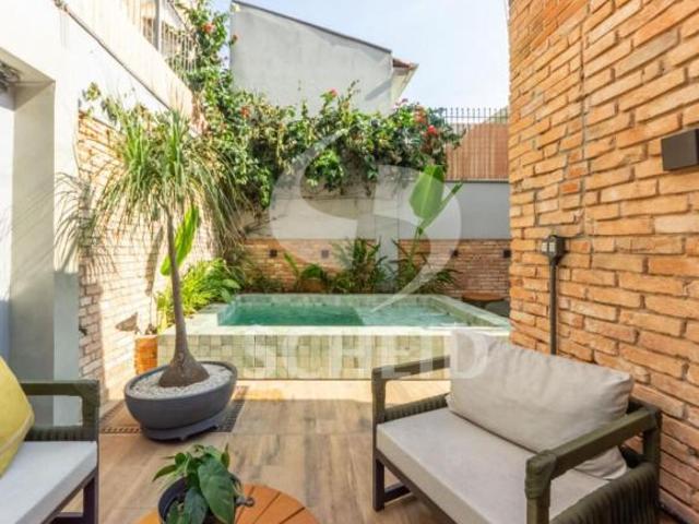 Casa para venda em Vila Mariana com 3 quartos, sendo 1 suíte, 140m²