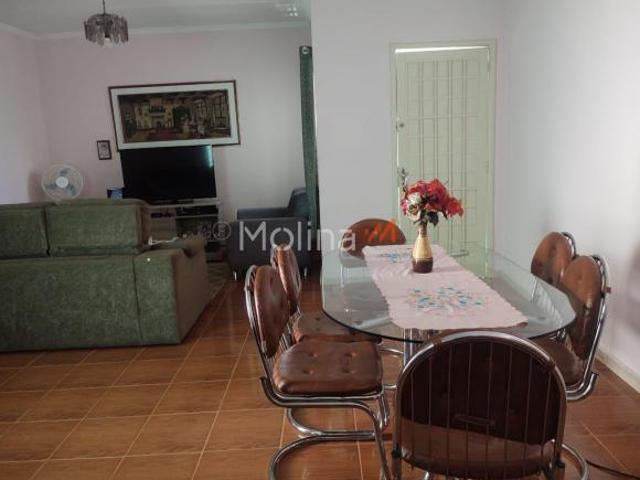 Casa para venda em Vila Oliveira de 118.00m² com 3 Quartos, 1 Suite e 1 Garagem