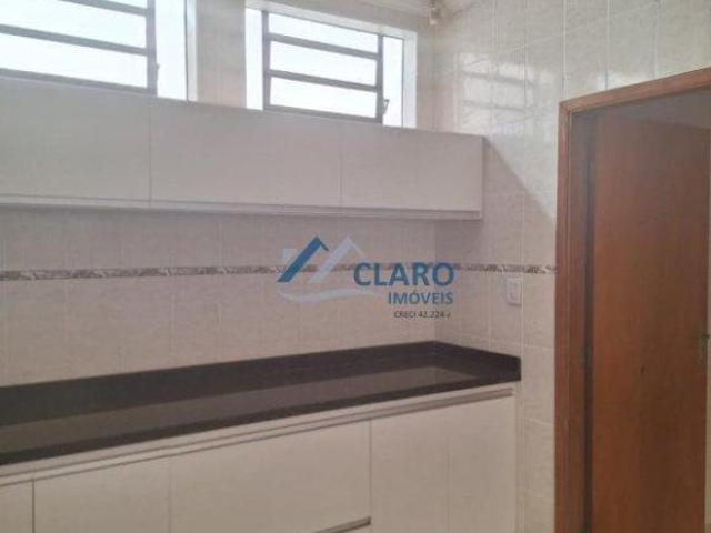 Casa para venda em Vila Pacífico de 212.00m² com 3 Quartos, 1 Suite e 5 Garagens