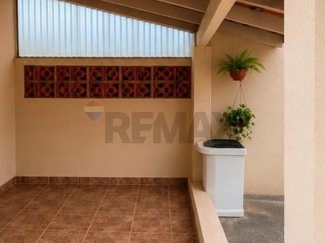 Casa para venda em Vila Paulista de 90.00m² com 1 Quarto e 1 Garagem