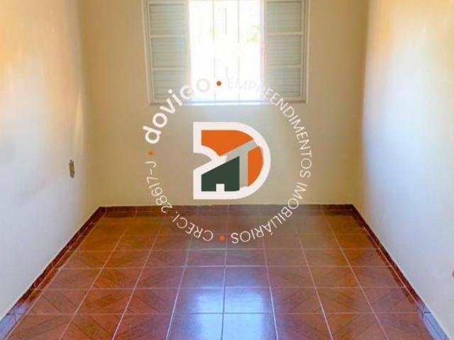 Casa para venda em Vila Pinheiro de 300.00m² com 3 Quartos e 3 Garagens