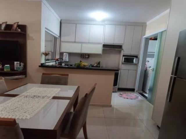 Casa para venda em Vila Rancho Velho de 54.00m² com 2 Quartos e 2 Garagens