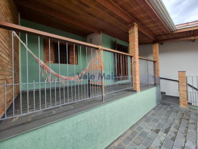 Casa para venda em Vila Regina Célia de 200.00m² com 3 Quartos, 1 Suite e 2 Garagens