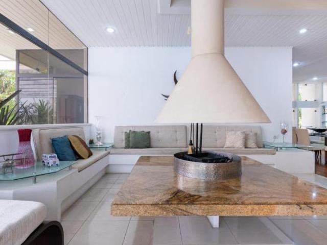 Casa para venda em Vila São Francisco com 5 quartos, sendo 5 suítes, 713m²