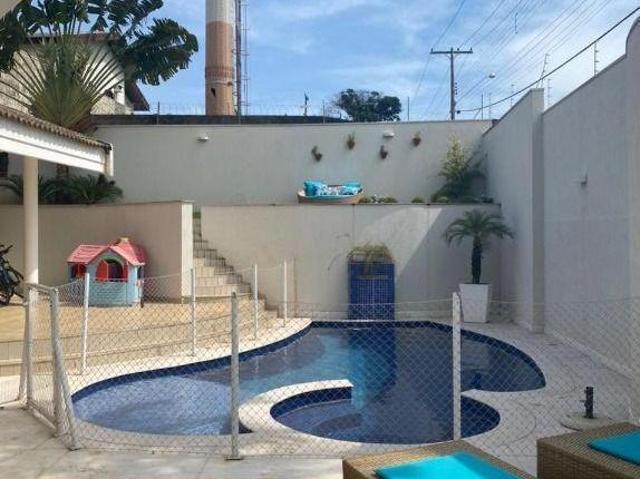 Casa para venda em Vila Santa Maria de 350.00m² com 3 Quartos, 1 Suite e 6 Garagens