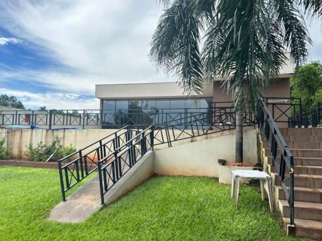 Casa para venda em Zona Rural de 250.00m² com 3 Quartos, 1 Suite e 2 Garagens