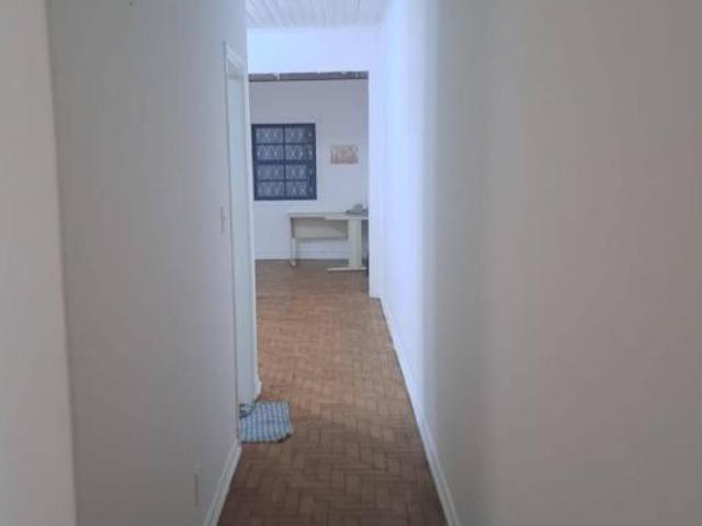 Casa para venda em Indianópolis com 2 quartos, 4 vagas, 200m²
