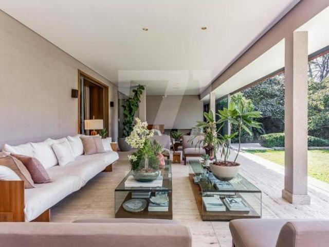 Casa para venda ou locação no bairro Cidade Jardim