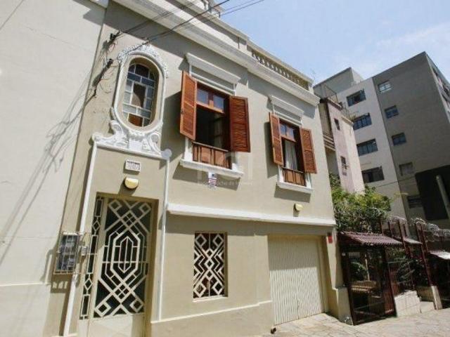 Casa para Venda no bairro Independência, em Porto Alegre / RS