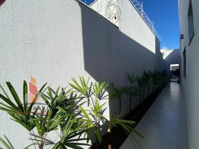 Casa para Venda no bairro Laranjeiras, localizado na cidade de Uberlândia / MG