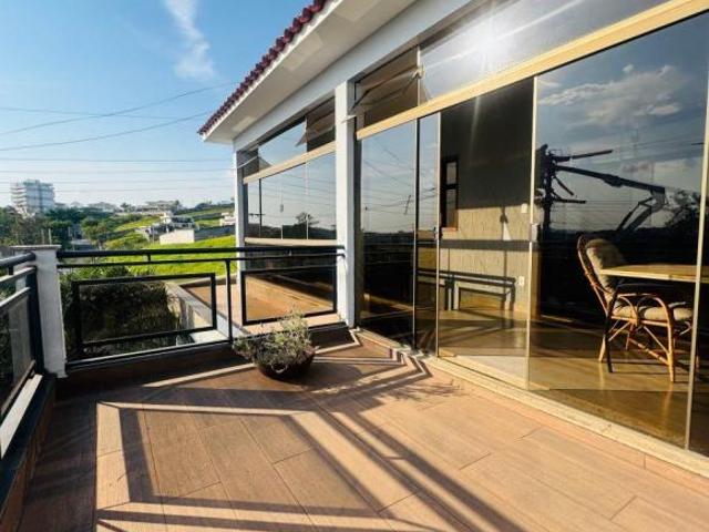 Casa para venda no bairro Parque São José Varginha/MG