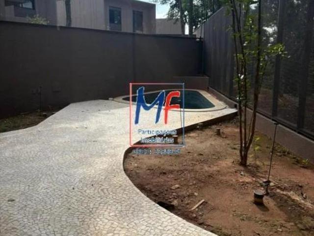 Casa para venda na Cidade Jardim com 626 m² de área construída e 1.257 m² de área de terreno, com 3