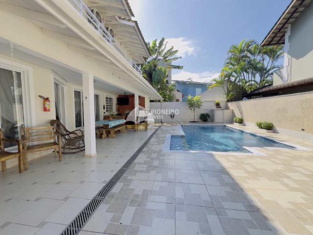 Casa para venda na praia da Baleia! Venha e agende sua visita!
