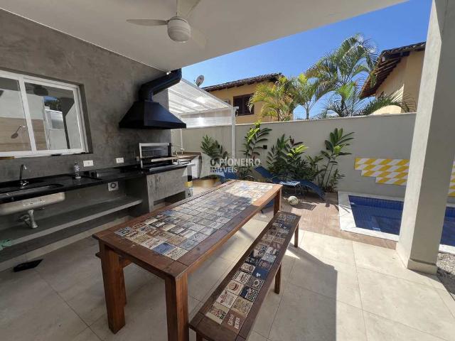 Casa para venda na praia de Camburi! Venha conferir!