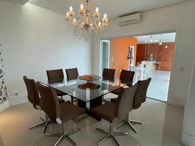 Casa para venda possui 450 metros quadrados com 4 quartos em Turu São Luís MA