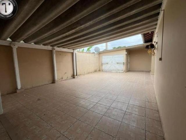 Casa para venda,permuta ou locação,em Itanhaém,com 4 quartos sendo 1 suíte