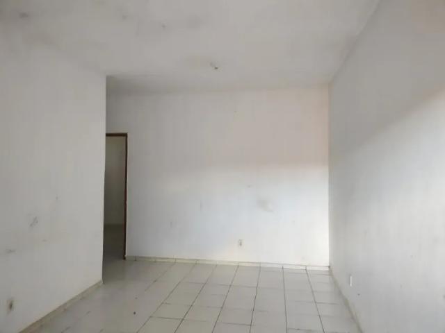 Casa para venda tem 170 metros quadrados com 3 quartos