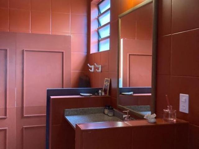 Casa para venda em Vila Madalena com 2 dormitórios, 2 banheiros, 1 vaga, 122m²