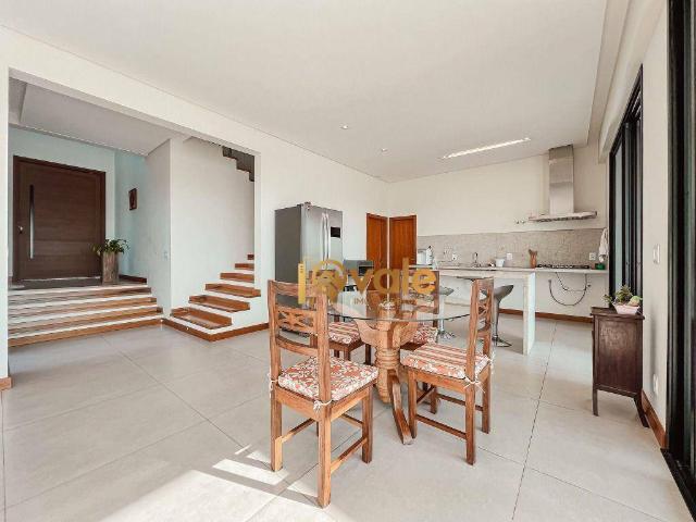 Casa para Venda/Aluguel com 4 quartos, 297 m² por R$ 3.190.000