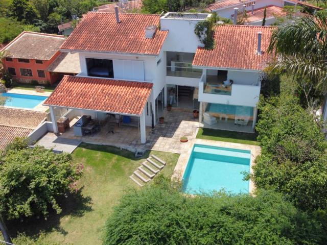 Casa para Venda/Aluguel com 4 quartos, 400 m² por R$ 2.150.000