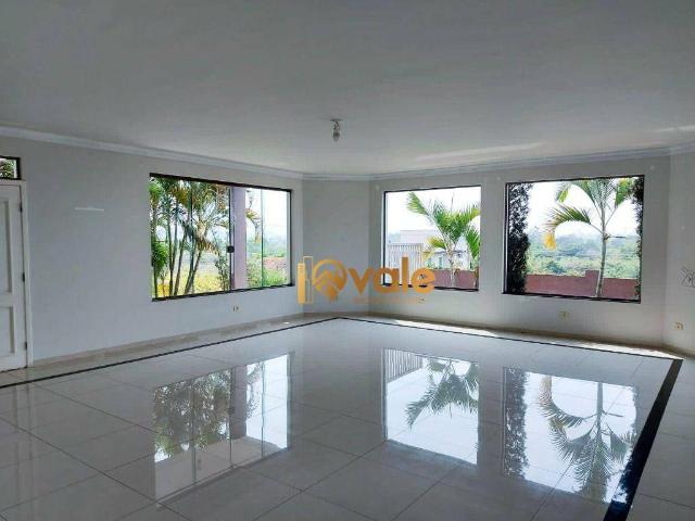 Casa para Venda/Aluguel com 4 quartos, 450 m² por R$ 3.900.000