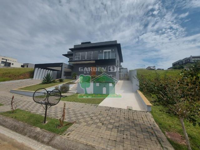 Casa para Venda/Aluguel com 5 quartos, 900 m² por R$ 4.500.000